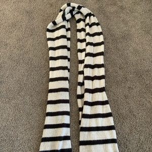 Striped scarf